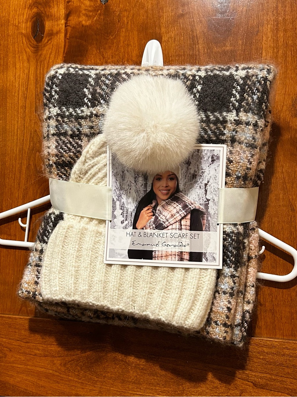 Hat & Blanket Scarf Set - Brown Plaid
